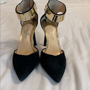 Gianni Binni black suede pumps